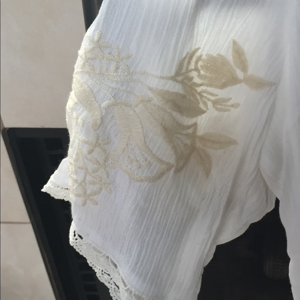 Wren and Ivory Embroidered Detail Dress